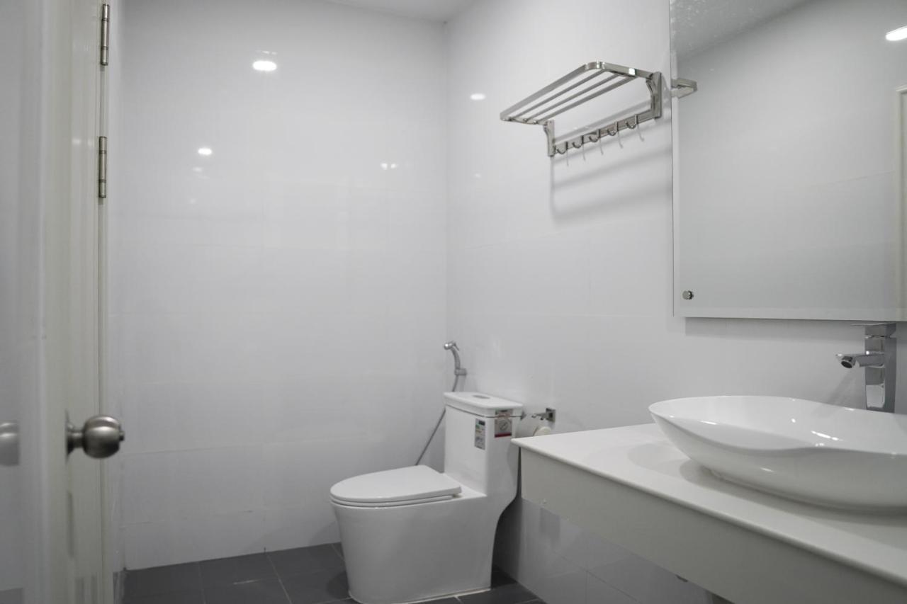 Apple Hotel Three - Near Pnh Airport Πνομ Πενχ Εξωτερικό φωτογραφία