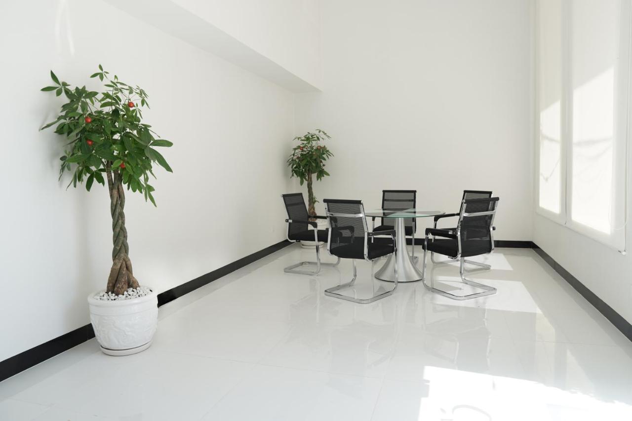 Apple Hotel Three - Near Pnh Airport Πνομ Πενχ Εξωτερικό φωτογραφία