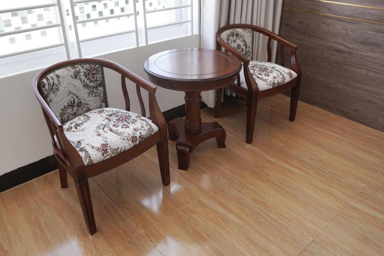 Apple Hotel Three - Near Pnh Airport Πνομ Πενχ Εξωτερικό φωτογραφία
