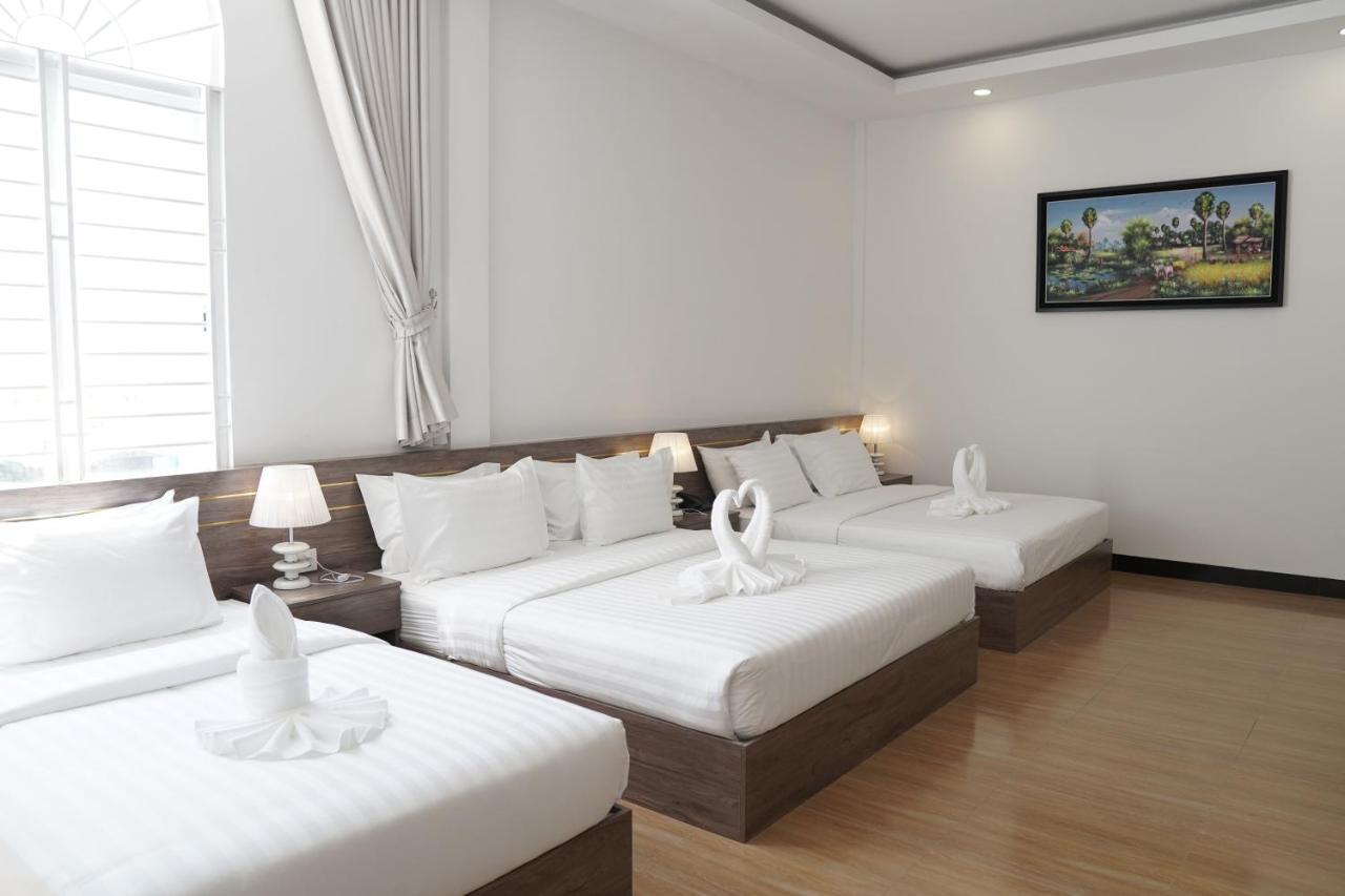 Apple Hotel Three - Near Pnh Airport Πνομ Πενχ Εξωτερικό φωτογραφία